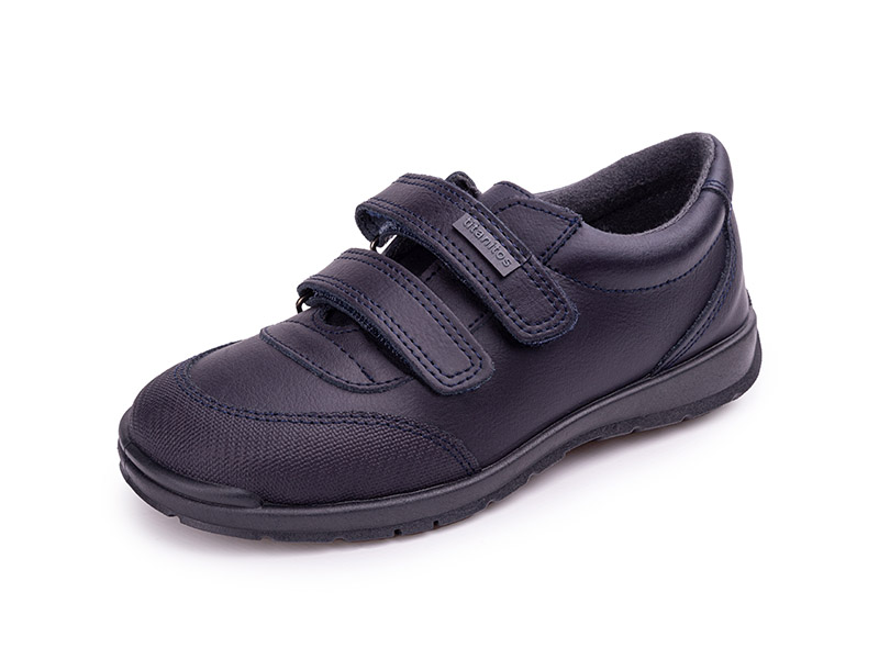 Zapato deportivo colegial azul marino unisex de la marca TitanitosC840 APOLO Zapato deportivo colegial azul marino unisex de la marca TitanitosC840 APOLO