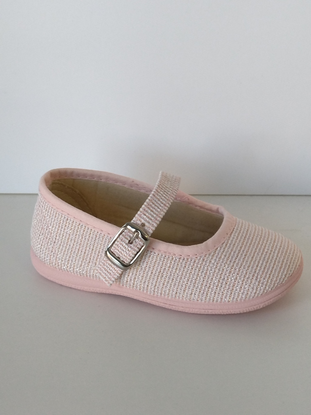 Zapatilla mercedita rosa y brillante de Vulpeques254-N Zapatilla mercedita rosa y brillante de Vulpeques254-N